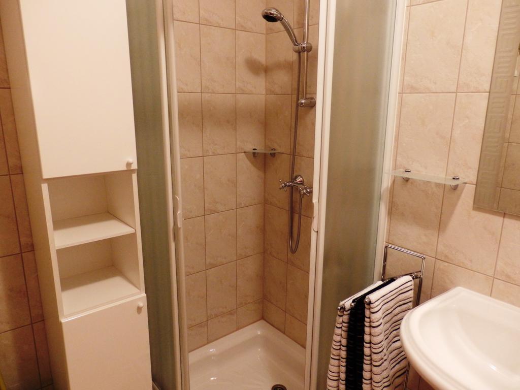 Center Apartment *